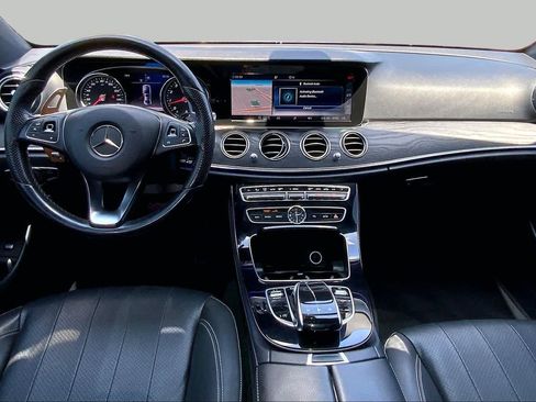 Used 2017 Mercedes-Benz E 300 image 16