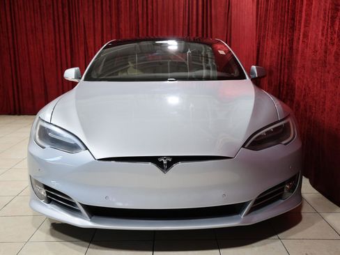 Used 2016 Tesla Model S P90D image 9