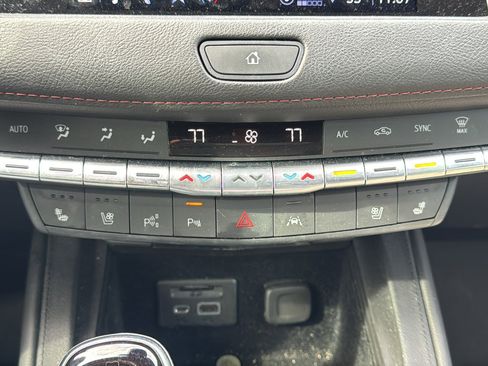 Used 2022 Cadillac XT4 Sport image 20