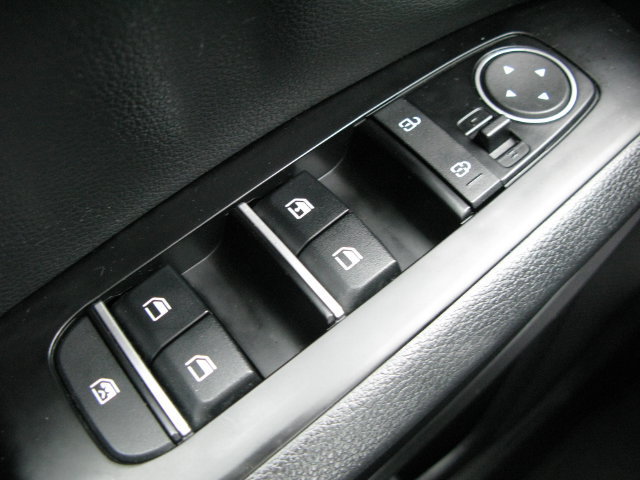 Used 2025 Kia Soul LX w/ LX Technology Package FWD image 15