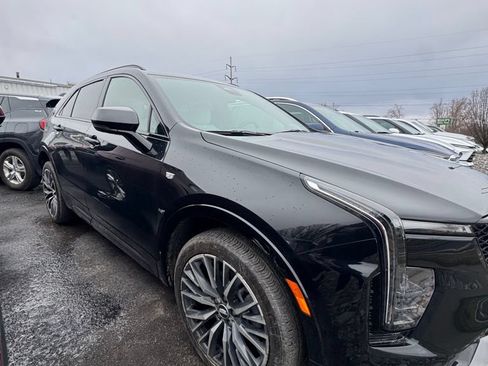 Used 2024 Cadillac XT4 Sport AWD/4WD image 7