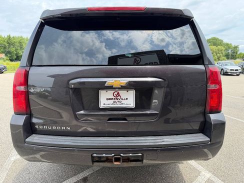 Used 2015 Chevrolet Suburban LT AWD/4WD image 5