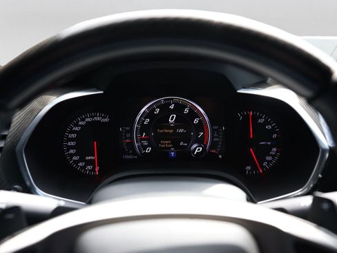 Used 2019 Chevrolet Corvette ZR1 RWD image 17