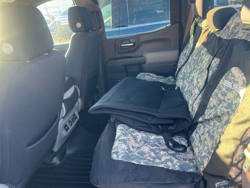 Used 2020 Chevrolet Silverado 1500 LT w/ All-Star Edition image 17