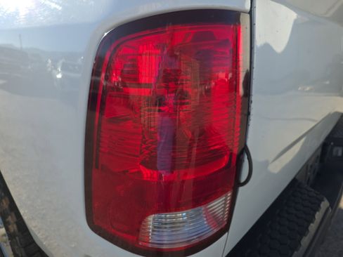 Used 2018 RAM 2500 Tradesman w/ Power & Remote Entry Group image 24