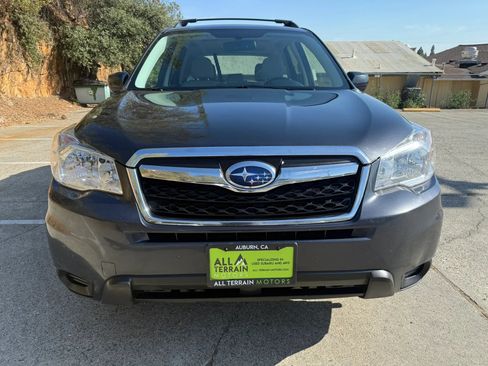Used 2015 Subaru Forester 2.5i Premium AWD/4WD image 10