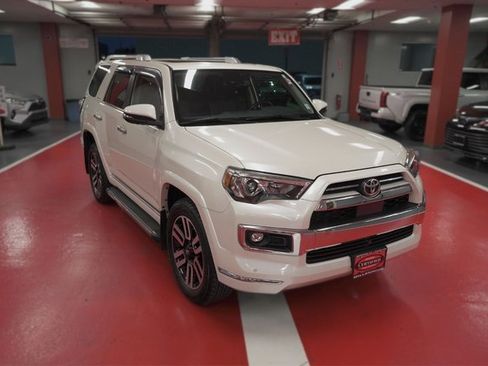 Certified 2022 Toyota 4Runner Limited image 3