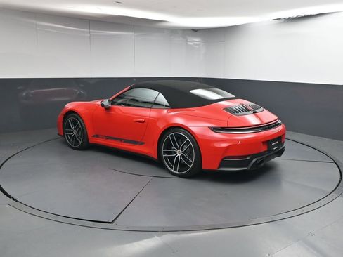 Certified 2026 Porsche 911 Carrera T RWD image 3