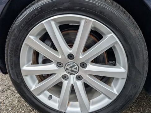 Used 2010 Volkswagen Eos Komfort image 17