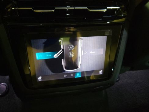 New 2025 Cadillac Escalade IQ Luxury 2 image 16