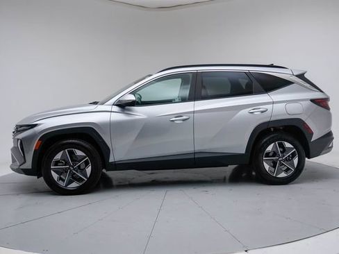 Used 2025 Hyundai Tucson SEL AWD/4WD image 3