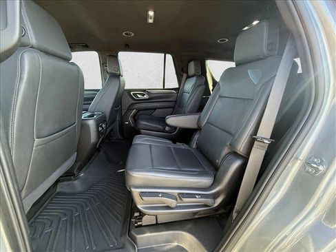 Used 2024 Chevrolet Tahoe LT RWD image 21