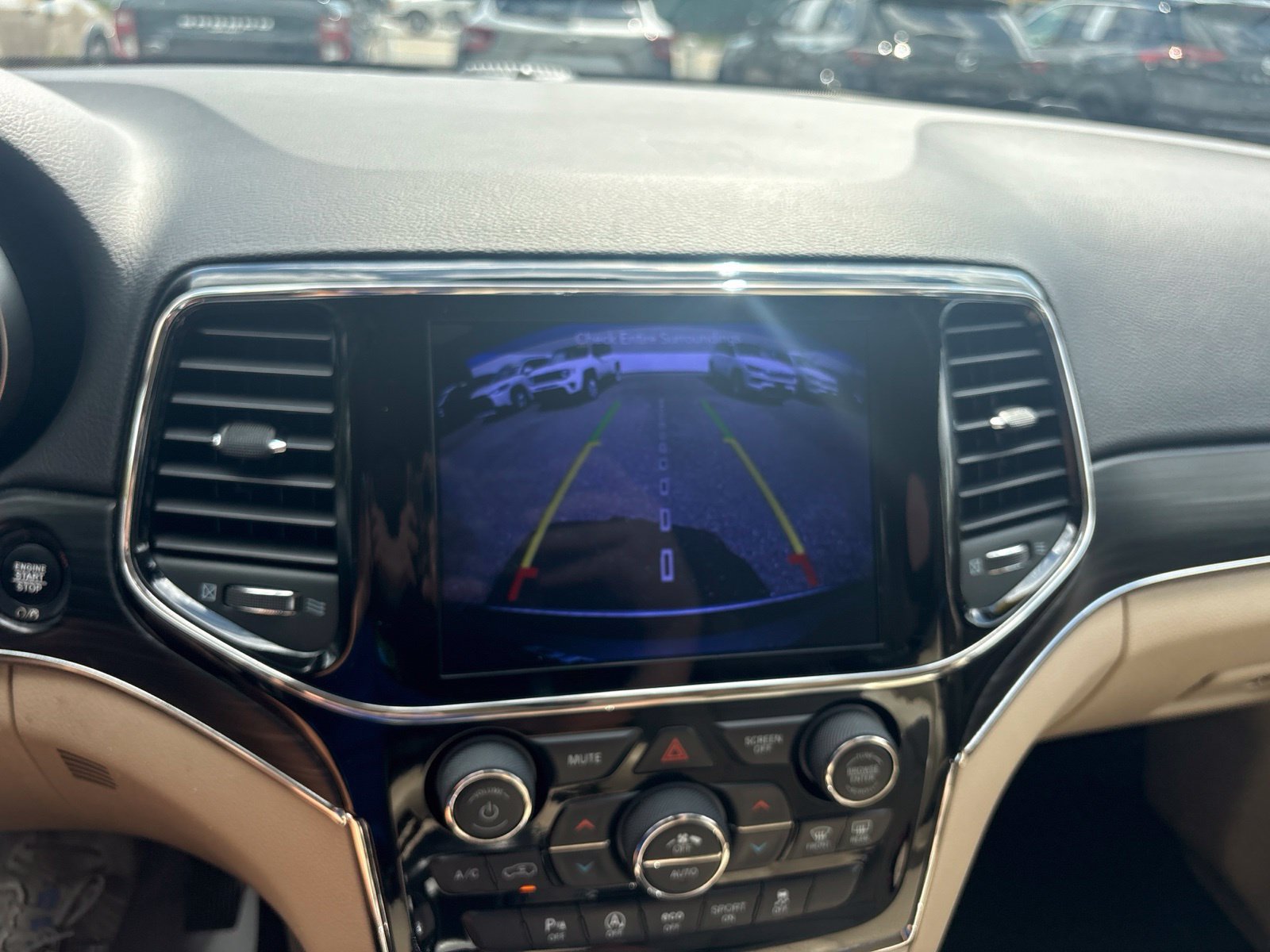Used 2019 Jeep Grand Cherokee Limited w/ Luxury Group II RWD image 29