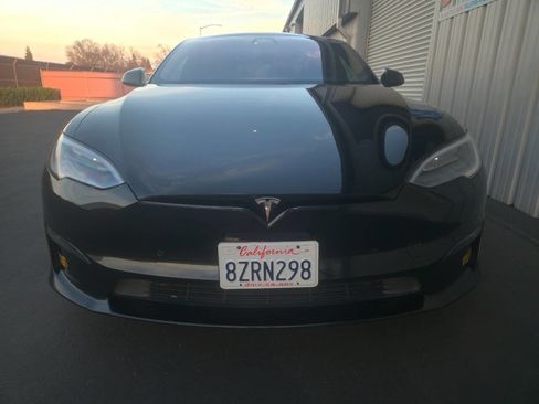 Used 2022 Tesla Model S image 14