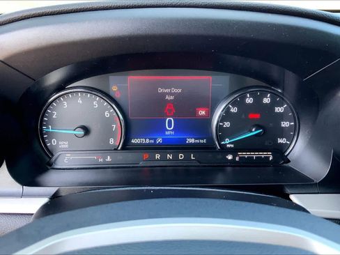 Used 2023 Ford Explorer XLT RWD image 22