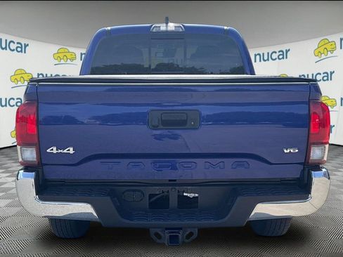 Used 2023 Toyota Tacoma SR5 AWD/4WD image 3