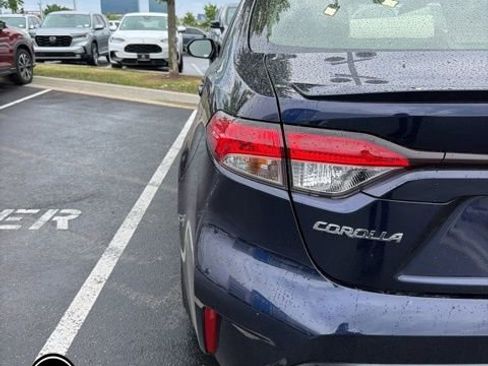 Used 2024 Toyota Corolla SE w/ SE Package AWD/4WD image 8