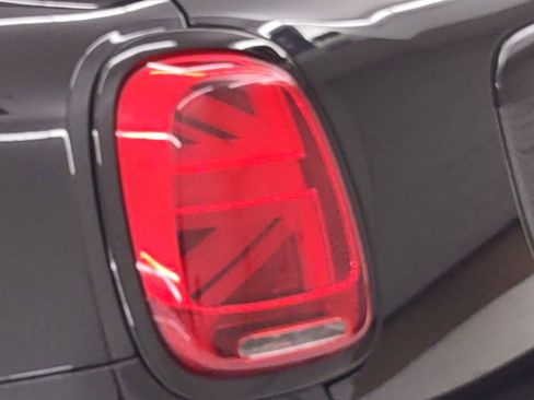 Certified 2023 MINI Cooper S image 9