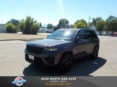 Used 2024 Jeep Grand Cherokee Altitude