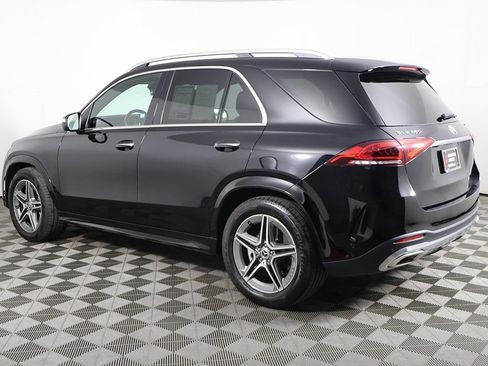 Used 2022 Mercedes-Benz GLE 450 4MATIC w/ AMG Line Exterior image 15