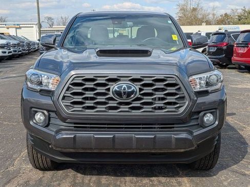 Used 2023 Toyota Tacoma TRD Sport image 9