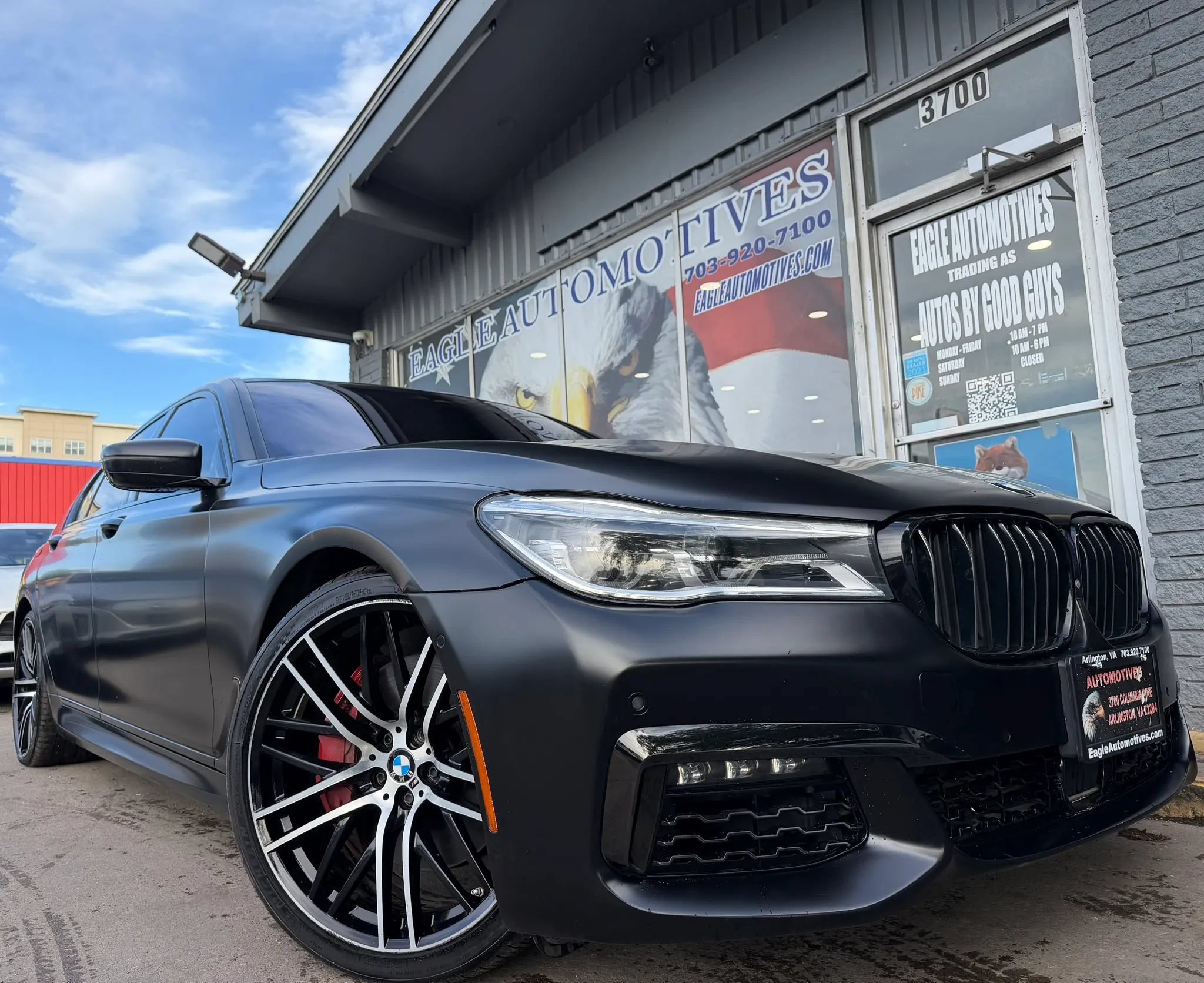 Used 2019 BMW 750i xDrive w/ Executive Package AWD/4WD image 1