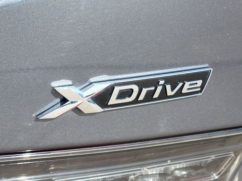 Used 2022 BMW 330i xDrive Sedan image 13