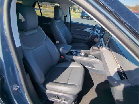 New 2026 Ford Explorer Active w/ Active Comfort Package RWD image 30