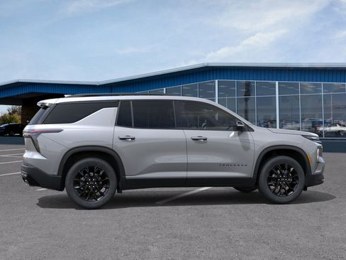New 2026 Chevrolet Traverse LT w/ Midnight/Sport Edition image 29