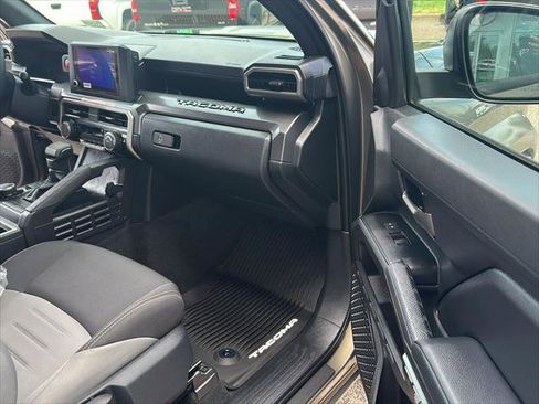 Certified 2026 Toyota Tacoma TRD Sport AWD/4WD image 44