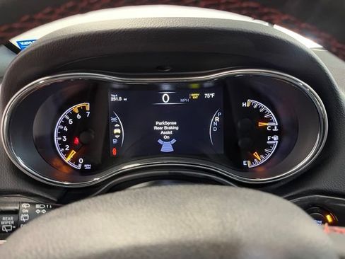 Used 2018 Jeep Grand Cherokee Trailhawk AWD/4WD image 26