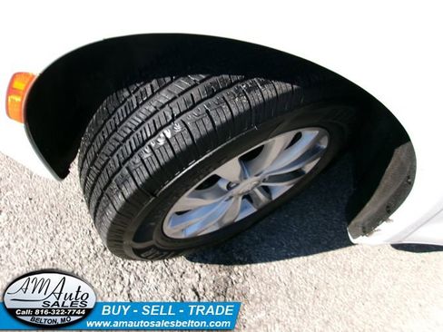 Used 2018 Chrysler Pacifica Touring-L image 21