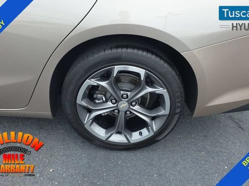 Used 2024 Chevrolet Malibu LT FWD image 11