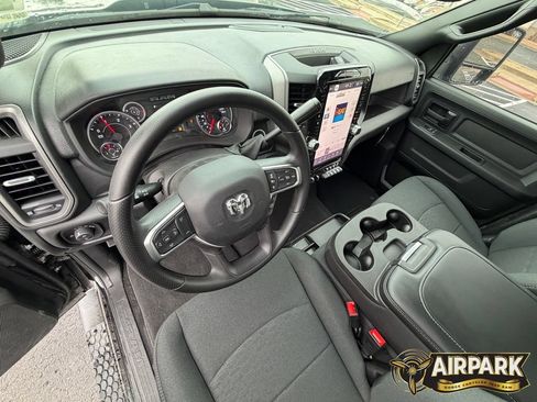 New 2026 RAM 2500 Tradesman AWD/4WD image 15