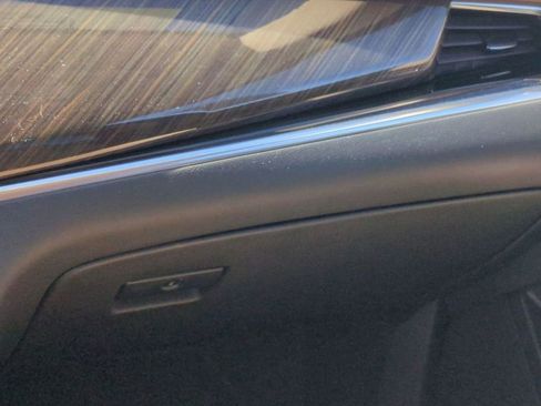 Certified 2023 Cadillac XT6 Sport w/ Platinum Package image 23