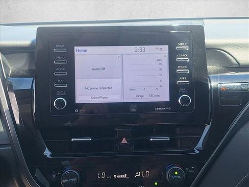 Used 2024 Toyota Camry SE FWD image 12
