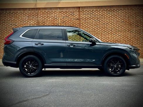 Used 2024 Honda CR-V Sport image 8