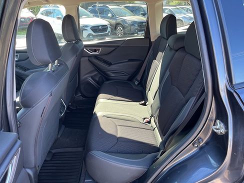 Used 2019 Subaru Forester Premium w/ All-Weather Package image 10