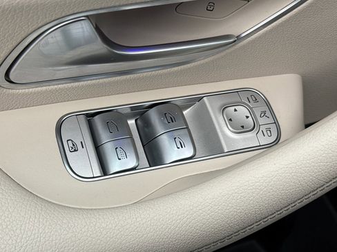 Used 2021 Mercedes-Benz GLS 450 4MATIC image 13