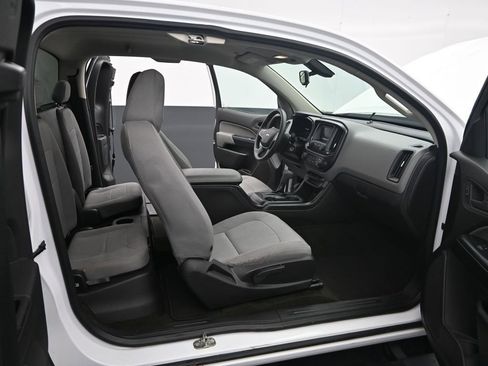 Used 2016 Chevrolet Colorado W/T w/ WT Convenience Package image 12