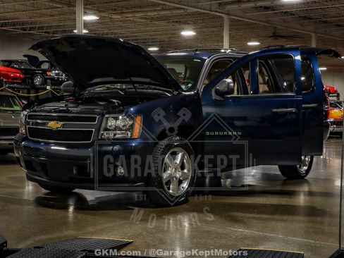 Used 2012 Chevrolet Suburban LT image 60