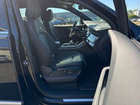 Certified 2025 Audi Q7 3.0T Prestige w/ Prestige Package image 13