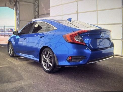 Used 2021 Honda Civic EX image 4