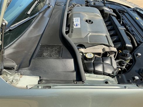 Used 2008 Volvo V70 FWD image 38