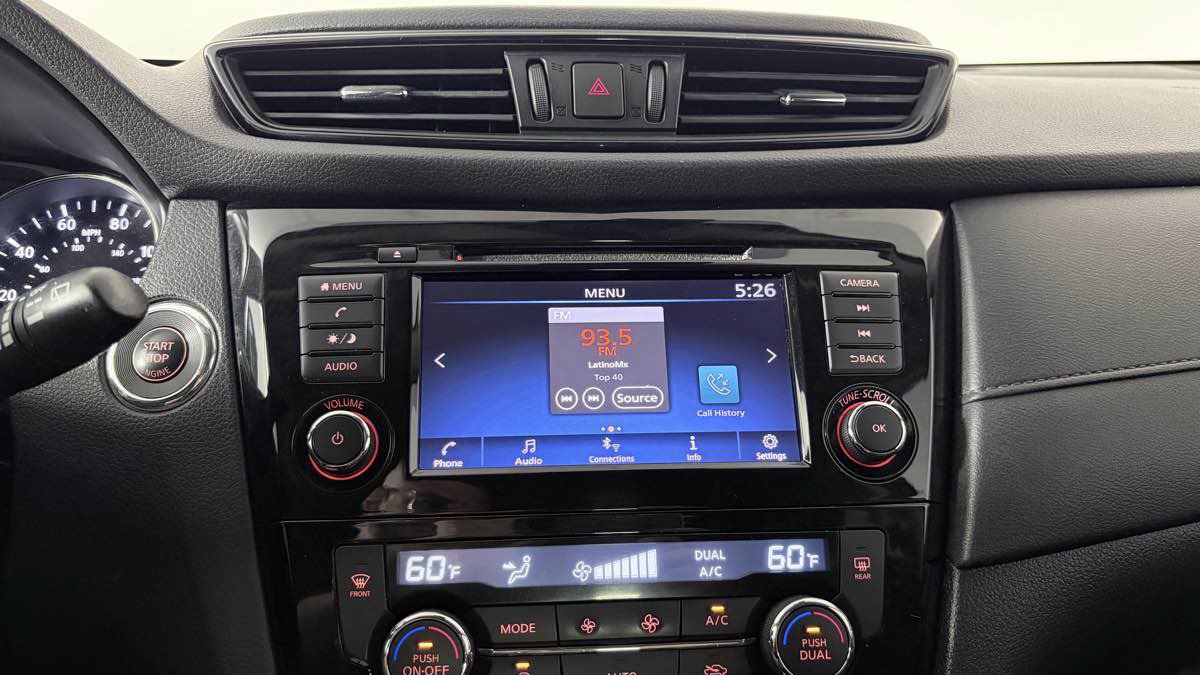 Used 2019 Nissan Rogue SV AWD/4WD image 19