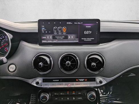 Used 2022 Kia Stinger GT-Line image 13