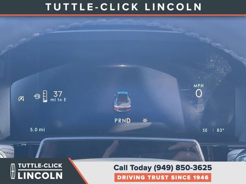 New 2025 Lincoln Corsair Reserve w/ Equipment Group 202A image 24