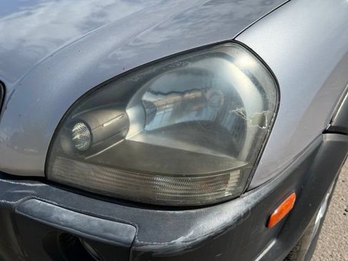Used 2005 Hyundai Tucson GLS AWD/4WD image 10