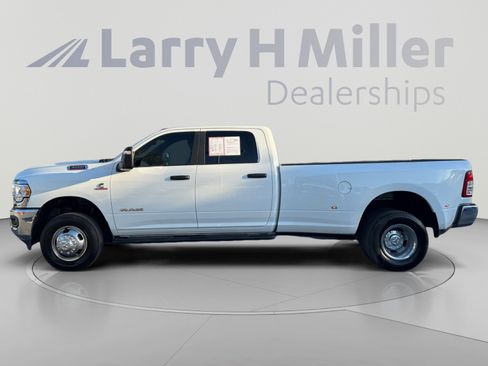 Used 2023 RAM 3500 Big Horn w/ Level 1 Equipment Group AWD/4WD image 2