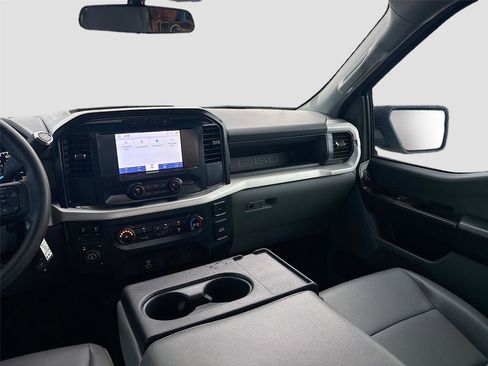 Used 2022 Ford F150 XL w/ Trailer Tow Package image 23